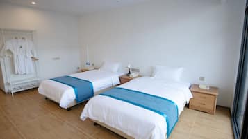 Superior Room | In-room safe, free cribs/infant beds, rollaway beds, free WiFi