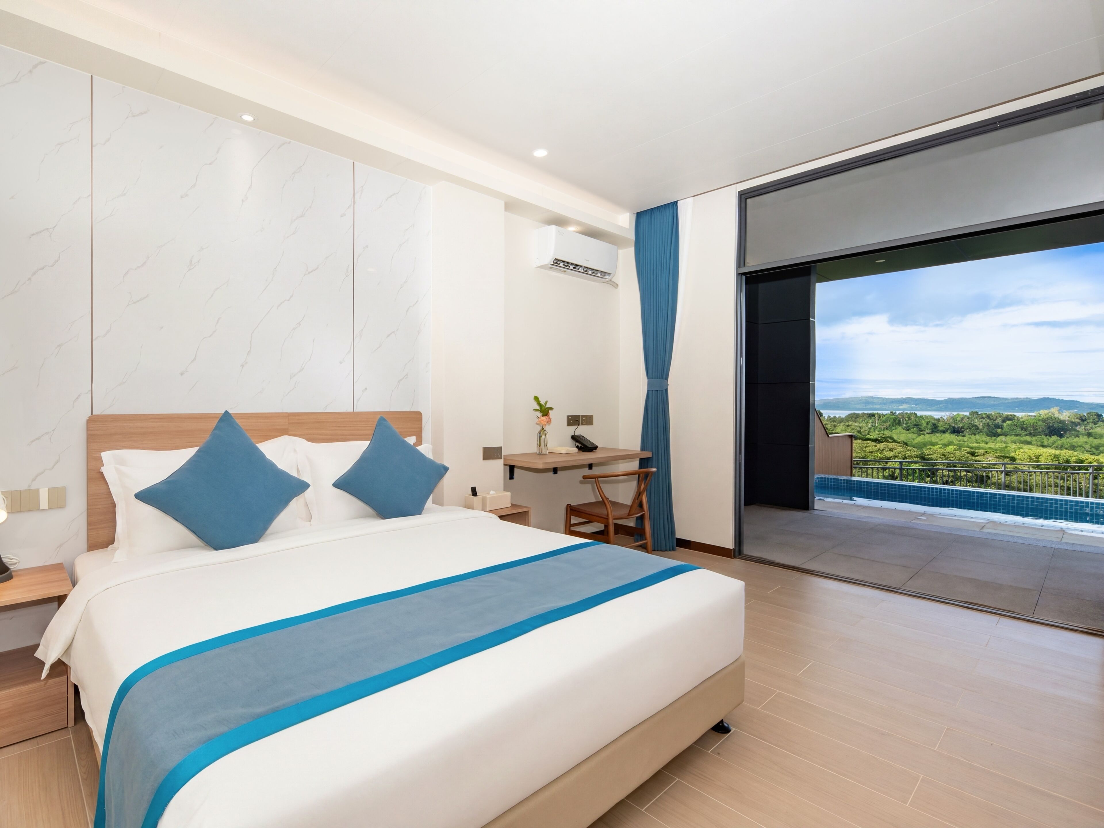 Mangrove One-Bedroom Pool Suite | Mini-bar avec articles gratuits, coffres-forts dans les chambres