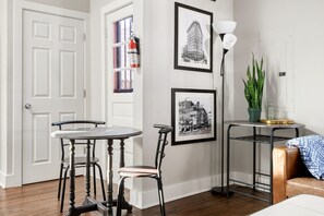 Dining - Sleek Modern Indy Home w/ Yard, BBQ & Easy Access (Indianapolis)