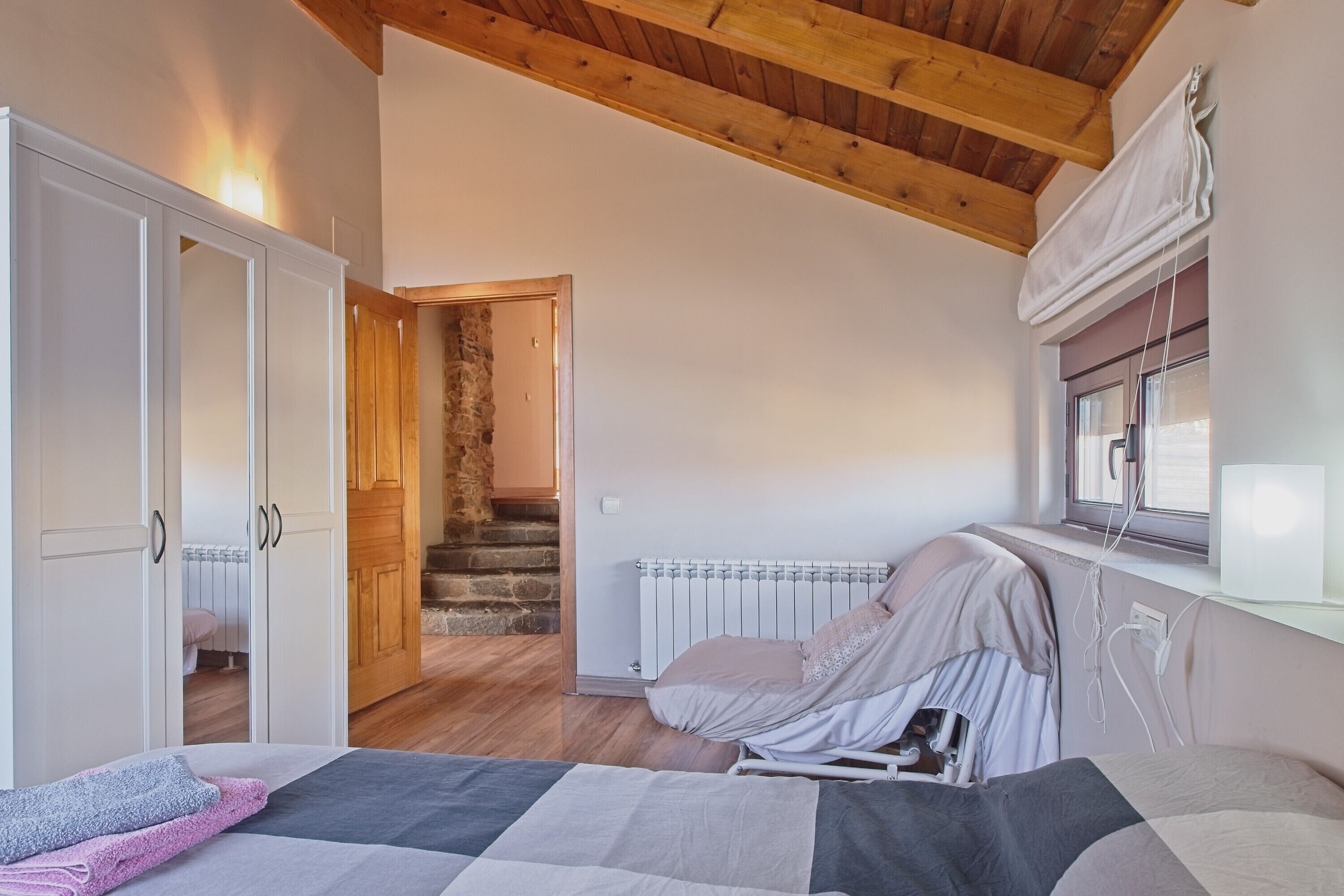 4 habitaciones, wifi y ropa de cama 