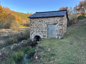 Exterior - Casa Rural Ucedo: Peace and Nature with Mountain Views (Ucedo)