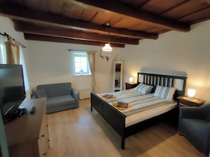 3 dormitorios, tabla de planchar con plancha, wifi y ropa de cama