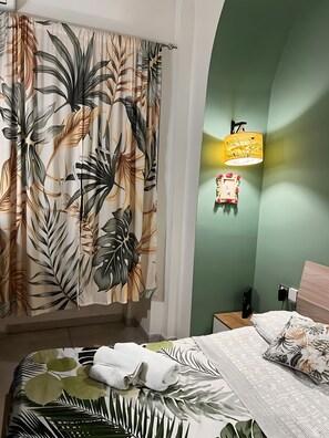 1 camera, ferro/asse da stiro, Wi-Fi, lenzuola