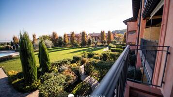 Vue depuis lâhĂ©bergement