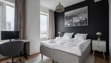 2 dormitorios, escritorio, tabla de planchar con plancha y wifi gratis