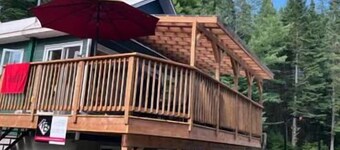 Located in Domaine des Appalaches in Notre-Dame-des-Bois, Québec, Canada.<br>On a 4-acre lot at the end of a cul-de-sac total tranquility guaranteed!<br>A beautiful well-equipped chalet with a rustic decor.