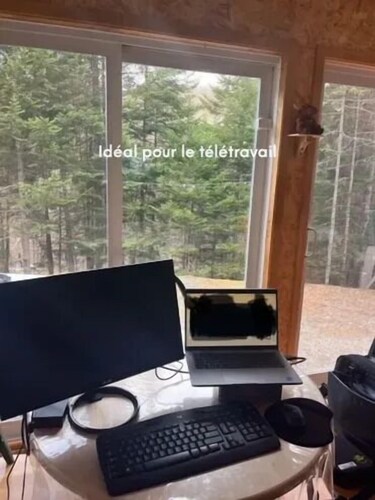 Located in Domaine des Appalaches in Notre-Dame-des-Bois, Québec, Canada.<br>On a 4-acre lot at the end of a cul-de-sac total tranquility guaranteed!<br>A beautiful well-equipped chalet with a rustic decor.