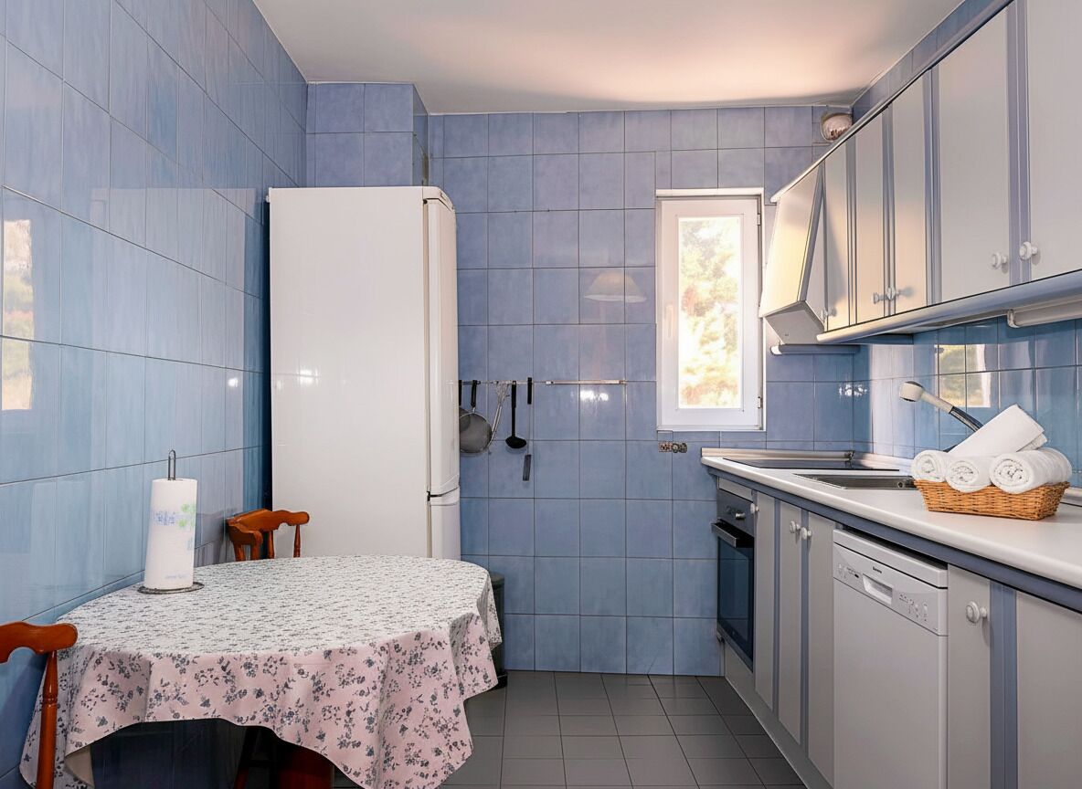 Comfort Apartment, Multiple Beds | Private kitchen