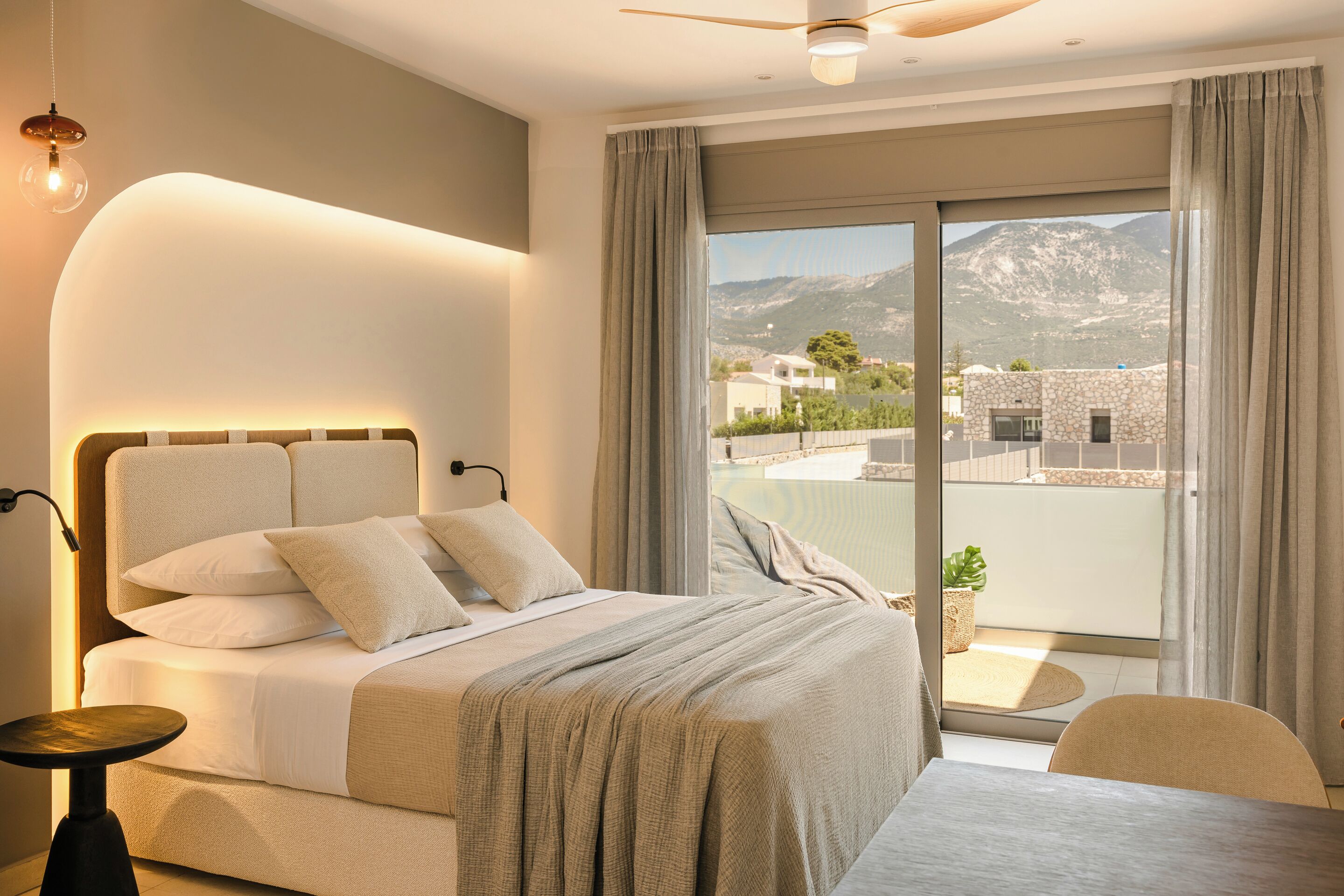 客房內保險箱、熨斗/熨衣板、免費無線上網