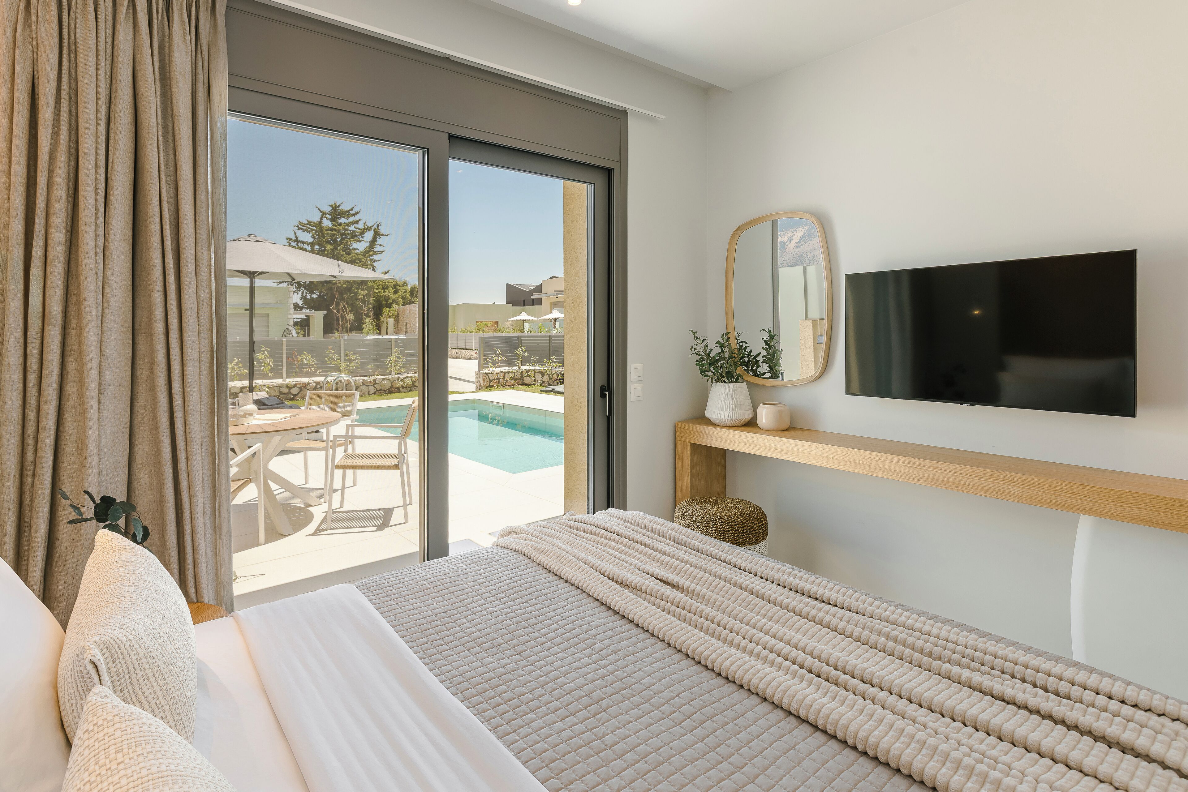 Junior Suite, Balcony, Pool View