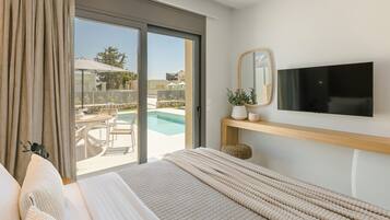 Junior Suite, Balcony, Pool View