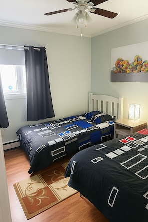 3 makuuhuonetta, vauvan matkasänky, ilmainen Wi-Fi, vuodevaatteet