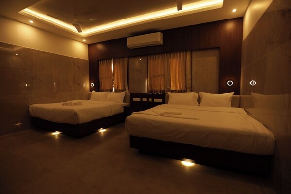 Family Room | Free WiFi