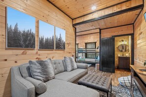 2 bedrooms, iron/ironing board, WiFi, bed sheets - Secluded Cabin w/ Hot Tub, Fire Pit, Views (Pigeon Forge)