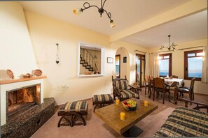 4 bedrooms - Villa Aphrodite in Plaka (Apokoronas)