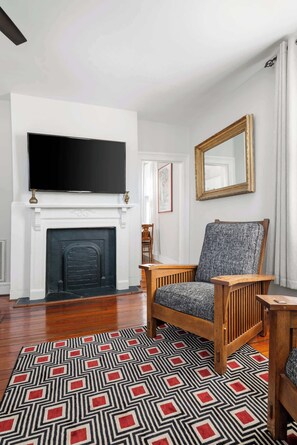 تلفزيون، مكتب