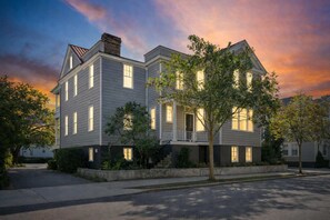 Exterior - The Retreat | Downtown King 2BD w/ Porch + Parking (Charleston)