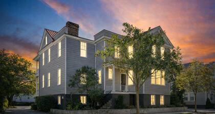 The Retreat | Downtown King 2BD w/ Porch + Parking