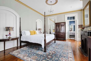 1 bedroom, iron/ironing board, travel cot, WiFi - Wilden House | Luxury, Regal, Spacious w/ Parking (Charleston)