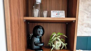 Habitación doble Deluxe, patio | Servicios de la habitación