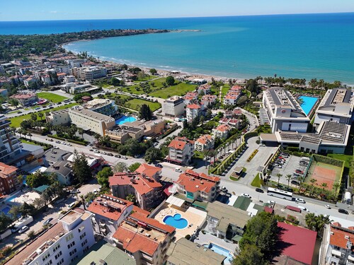 GOLDEN DAISY HOTEL SİDE