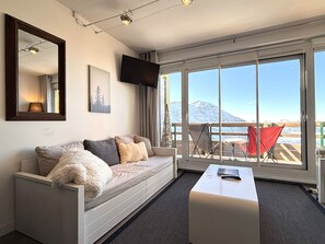 TV - Bright Apartment in Avoriaz - Perfect for Winter (Avoriaz)