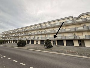 Exterior - 2-room apartment - sleeps 5, 250m from the beach (Port-la-Nouvelle)