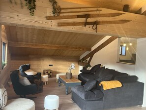 TV - 8-room apartment, 15 people, Châtel, with balcony (Châtel)