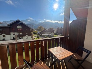 Outdoor dining - Charming T2 Mezzanine in Center - Pets Allowed (Samoëns)