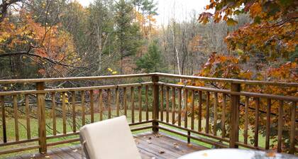 Carly Brook Home~ Large Country Getaway~ Sleeps Many~ Ski areas