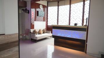 Vista frontal de la propiedad