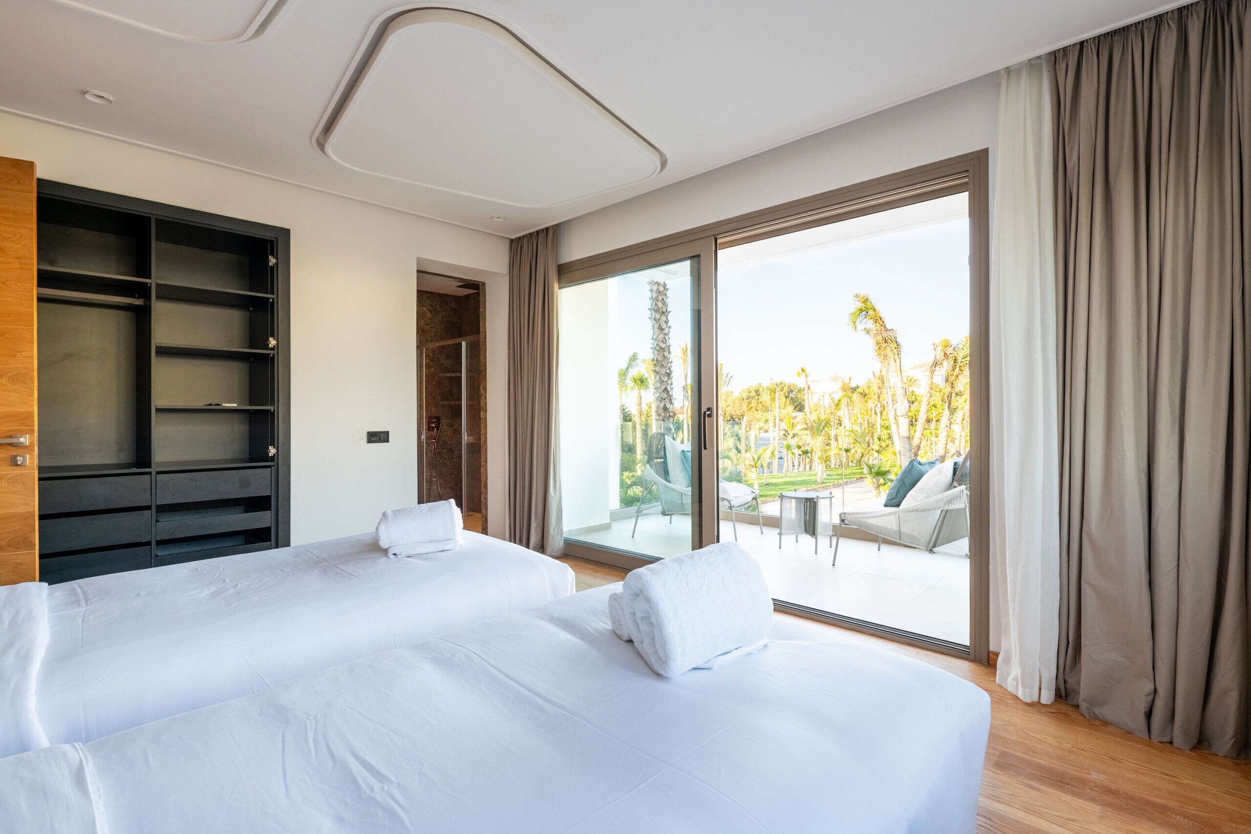 4 Schlafzimmer, Zimmersafe, Bügeleisen/Bügelbrett, kostenloses WLAN