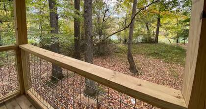 Waterfront cottage on the Sequatchie River at Ketners Mill -2