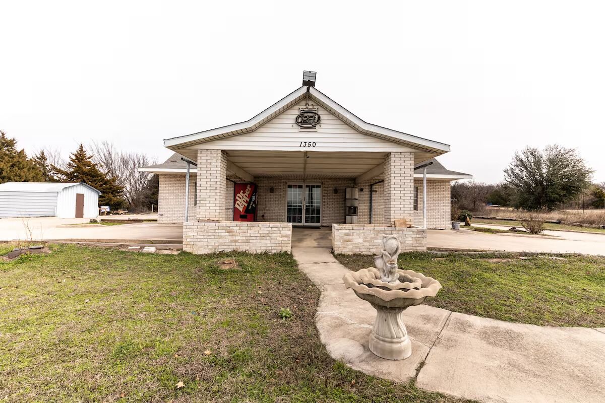Arrive with ease at a welcoming, covered drive-up entrance.