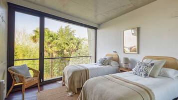 4 Schlafzimmer, Bügeleisen/Bügelbrett, WLAN, Bettwäsche