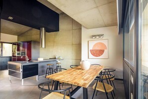 Dining - Villa Angelu : Architectural Jewel with Swimming Pool (Donostia / San Sebastián)