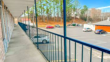 Enceinte de lâhĂ©bergement