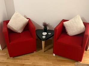 Basic Apartment | Iron/ironing board, free WiFi - Comfort 1BR Studio Near Matzleinsdorfer (Vienna)