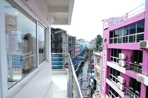 Habitación doble Deluxe | Escritorio y wifi gratis 