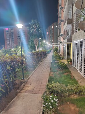 Imagen sin descripción, 2 de 13, botón