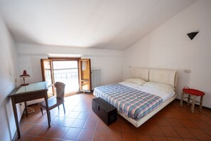 Bureau, Wi-Fi, draps fournis