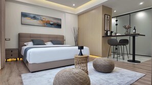 2 chambres, bureau, Wi-Fi, draps fournis