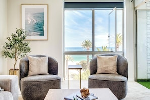 House | 3 bedrooms, desk, Internet - Camps Bay Seaside Beach View Apartment Palm Bay (Cape Town)