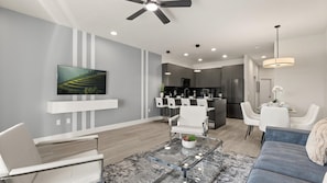 House | 3 bedrooms, Internet - Stunning Townhome With Private Pool Games Room (Clermont)