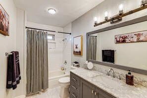 Casa (2 Bedrooms) | Interior