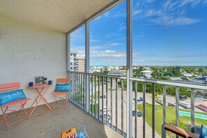 Apartment (0 Bedroom) | Interior - Stroll to Bonita Beach Park: Ocean-view Getaway (Bonita Springs)