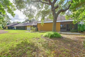 Apartment (3 Bedrooms) | Interior - 5 Mi to Anna Maria Island: Apt w/ Pool Access! (Bradenton)
