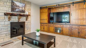 Nhà (3 Bedrooms) | Nội thất