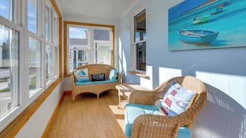 Cottage (2 Bedrooms) | Interior