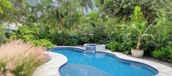 1 Mi to Lake Worth Beach Park: Poolside Paradise!